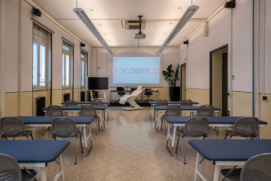 Aula attrezzata per formazione professionale in riflessologia plantare On Zon Su a Roma
